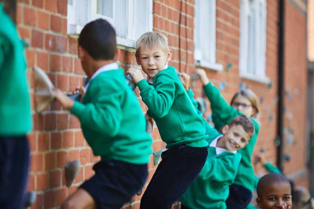 Hall_School-Wumbedon_Junior-School_Pre-Prep_Outdoor-Learning_088